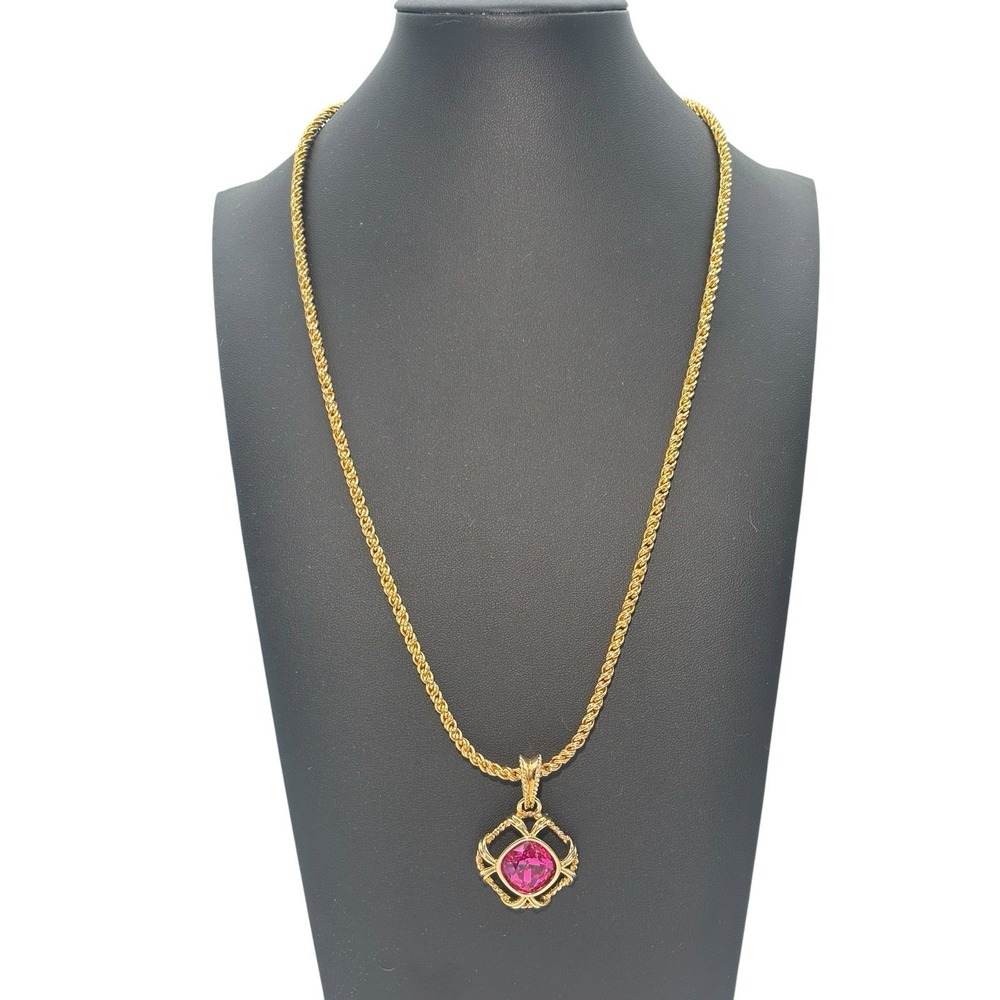 Vintage Signed Swarovski Gold Tone Pink Crystal Pendant 24" Rope Chain Necklace‎